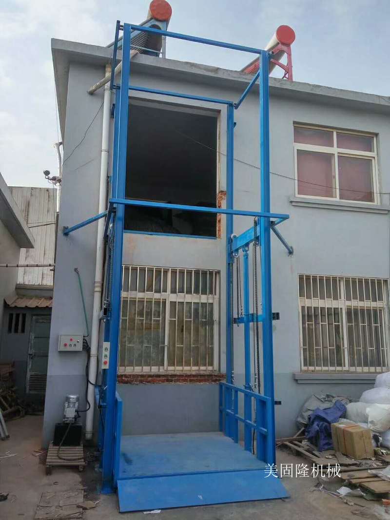 白杨货运升降机厂家