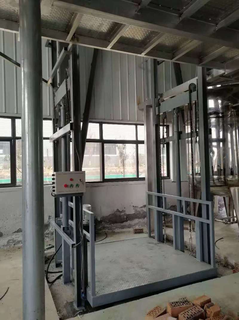 白杨医用货梯